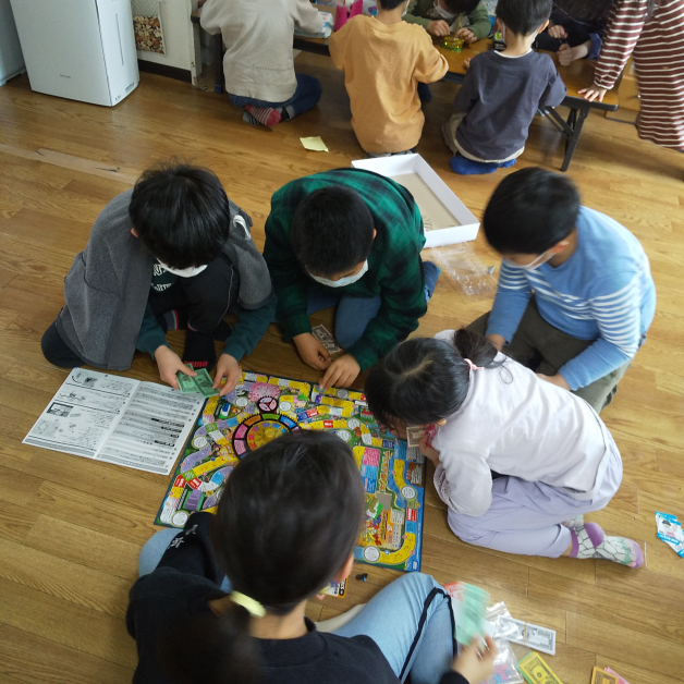 子ども好きな方にピッタリ！『学童保育スタッフ』募集【有資格者活躍中】