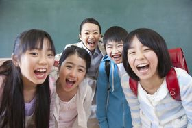 中学校の放課後学習支援事業の指導員