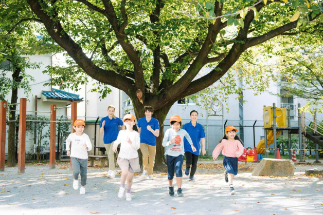 オールイングリッシュの学童保育【英会話スタッフ】募集！英語の楽しさを伝えて下さい♪＠青葉台