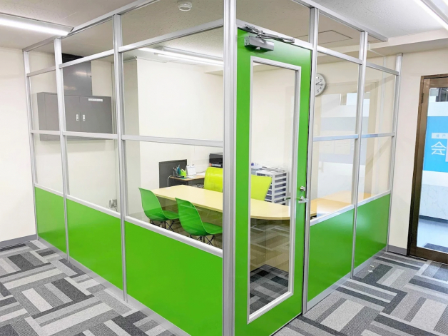 ☆大学生多数活躍中!!　個別指導塾コーチ募集！未経験大歓迎！丁寧な研修で安心♪