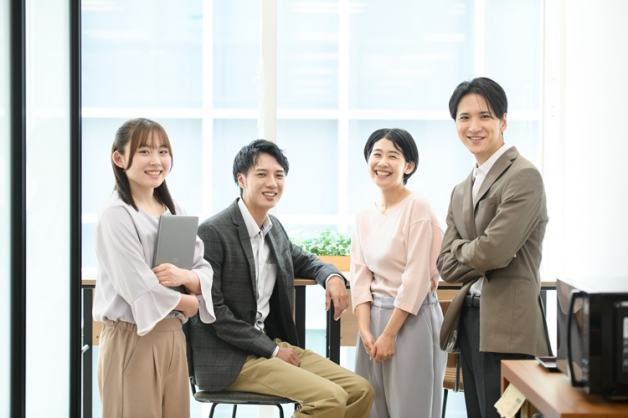 【スイングバイテクノロジー株式会社】IT業界法人営業のアルバイト