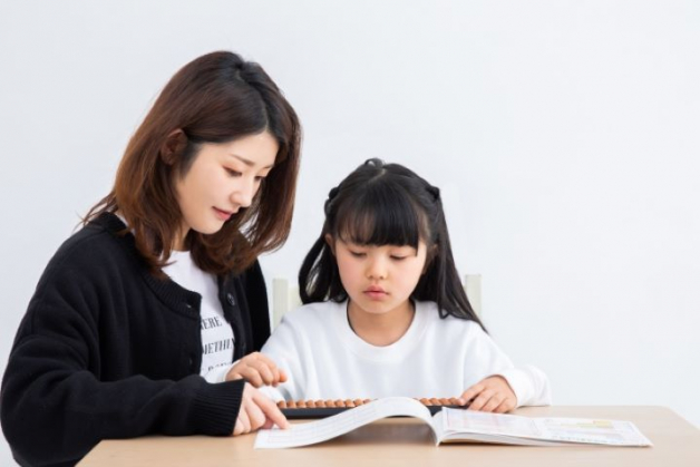 【未経験可/時給1,600円～】マニュアルありで安心/週1日～OK/夕方の時間を有効活用◎そろばん講師大募集！