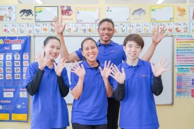 学童で英語を教えてみませんか？ネィティブと一緒♪ 週2日～OKだから学業と両立OK♪