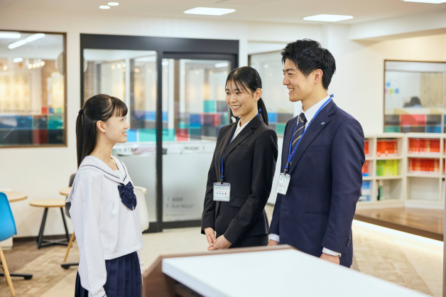 【進路が決まった高校3年生の応募可能！|選考はオンライン完結☆】大学生活躍中！未経験・週1回からOK！