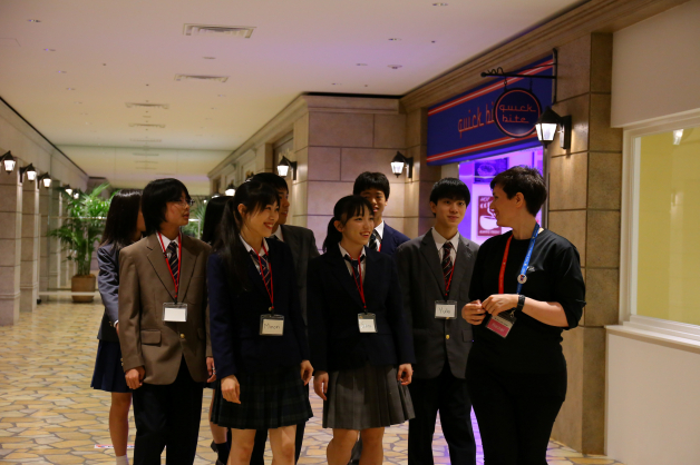 【株式会社TOKYO GLOBAL GATEWAY】でのVR英会話レッスンのサポート業務の長期インターンシップ